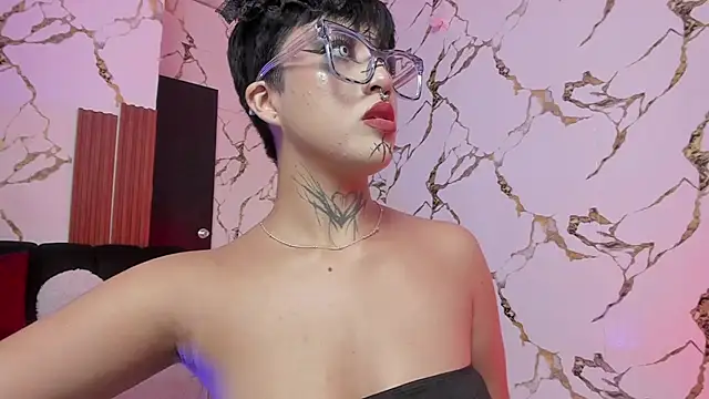 Rebeka-baker online show from October 31, 2025, 12:24 pm