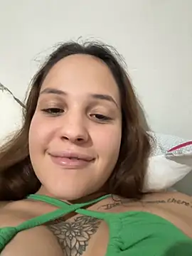 Snapshot of Angel_6699 chatting on October 2, 2025, 9:18 pm Angel 6699 online show from October 2, 2025, 9:18 pm