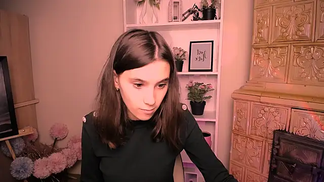 RosaRay  online show from June 12, 2026, 6:11 am