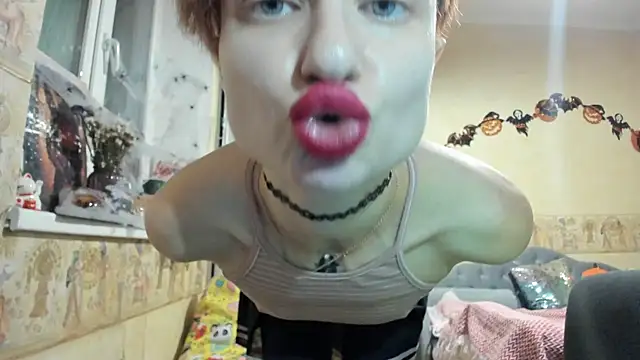 WatsonMi online show from October 4, 2025, 3:35 pm