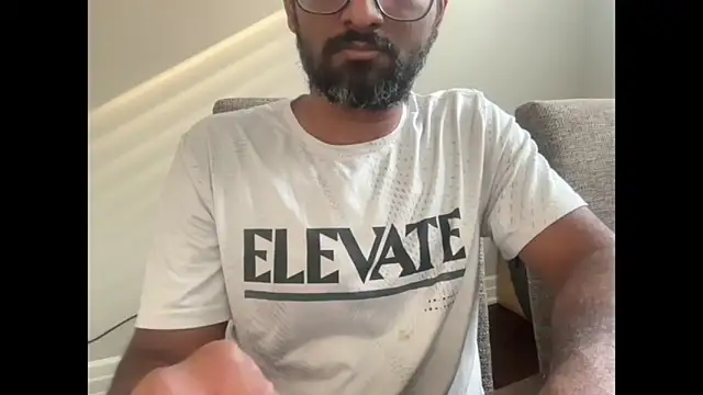 pranastro00 online show from November 24, 2025, 5:02 pm