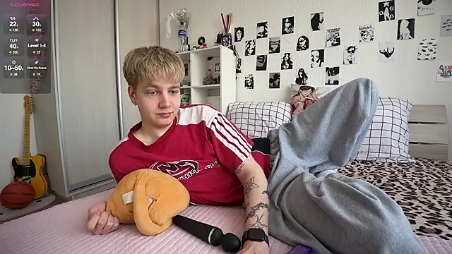 Snapshot of olivertasty chatting on March 15, 2026, 9:16 am olivertasty online show from March 15, 2026, 9:16 am