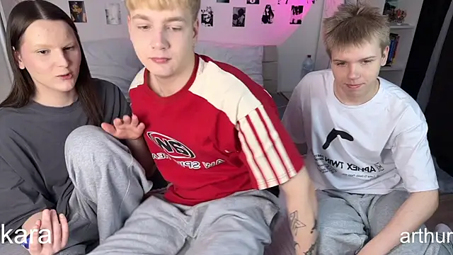 Snapshot of olivertasty chatting on February 6, 2026, 8:16 pm olivertasty online show from February 6, 2026, 8:16 pm