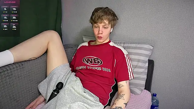 Snapshot of olivertasty chatting on May 20, 2026, 4:48 pm olivertasty online show from May 20, 2026, 4:48 pm