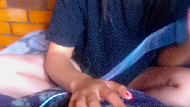 sabrina v  online show from September 18, 2025, 2:09 pm