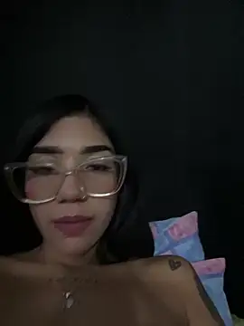 ElaRose 12 online show from February 10, 2026, 10:20 pm