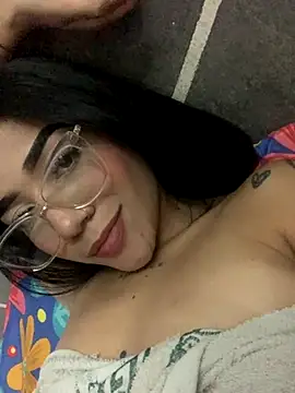 ElaRose 12 online show from November 1, 2025, 10:36 pm