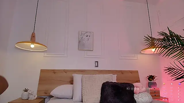 Mariee rosee online show from June 16, 2026, 12:32 am