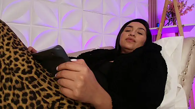 ana riveros online show from September 11, 2025, 9:31 am