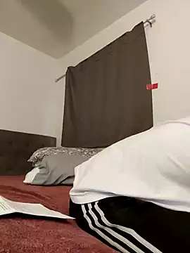 Snapshot of himNIGuys chatting on March 7, 2026, 10:37 pm himNIGuys online show from March 7, 2026, 10:37 pm