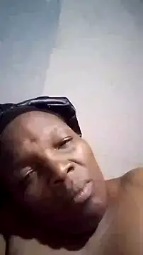 DOLLY501 online show from September 27, 2025, 4:57 pm