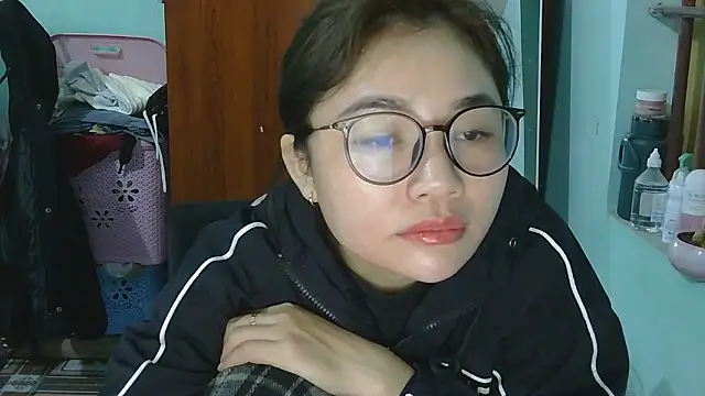 Uhem112 online show from November 20, 2025, 12:50 pm