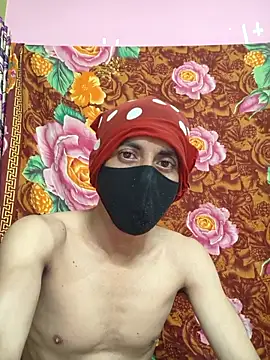 Seducing couple online show from November 17, 2025, 4:05 am