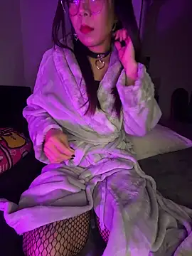 Akanett cxtt online show from February 3, 2026, 1:27 am