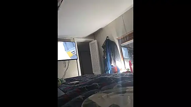 Snapshot of Cobra500hp@xh chatting on April 2, 2026, 11:06 am Cobra500hpxh online show from April 2, 2026, 11:06 am