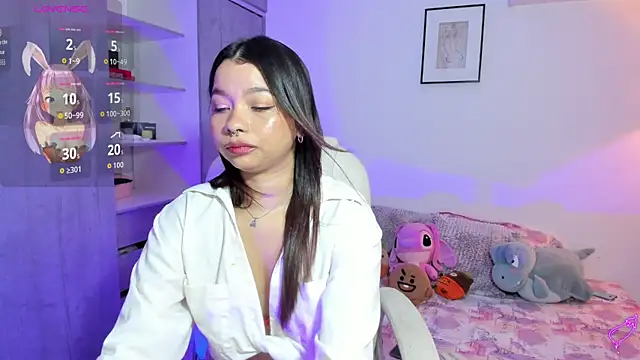 Anniemar  online show from April 28, 2026, 2:27 am