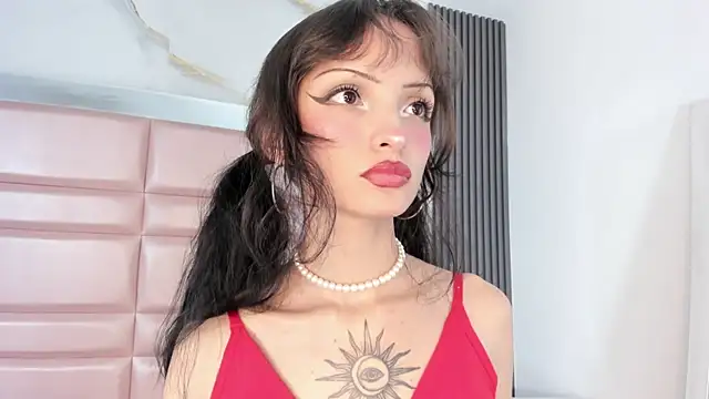 MaddieStark online show from October 28, 2025, 7:13 pm