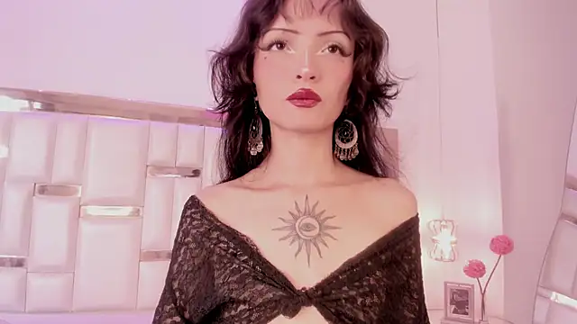 MaddieStark online show from December 1, 2025, 4:52 pm