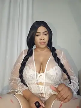 MadamPinky online show from June 20, 2026, 7:52 pm