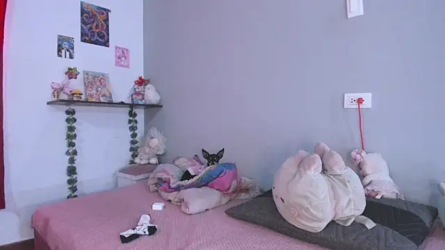 Emmantho online show from October 6, 2025, 4:52 pm