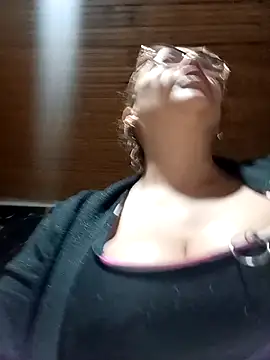dirty lady17 online show from March 22, 2026, 11:17 pm