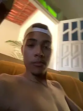 henrycoutto online show from October 1, 2025, 4:22 pm