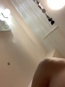 Snapshot of macho1347 chatting on February 15, 2026, 4:24 am macho1347 online show from February 15, 2026, 4:24 am