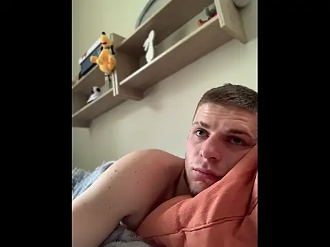 Snapshot of macho1347 chatting on February 21, 2026, 11:12 am macho1347 online show from February 21, 2026, 11:12 am