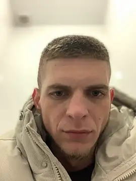 macho1347 online show from October 5, 2025, 5:25 pm