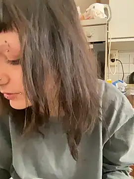 severingratty online show from October 3, 2025, 3:02 pm