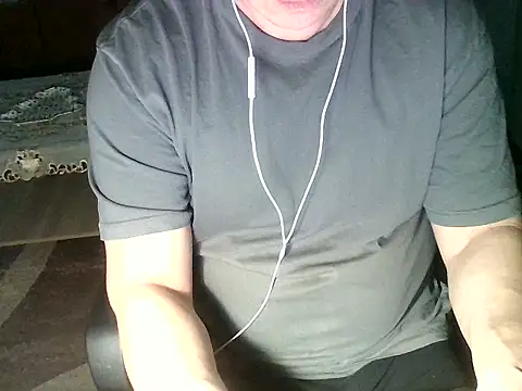 Snapshot of zee06 chatting on April 7, 2026, 7:48 pm zee06 online show from April 7, 2026, 7:48 pm