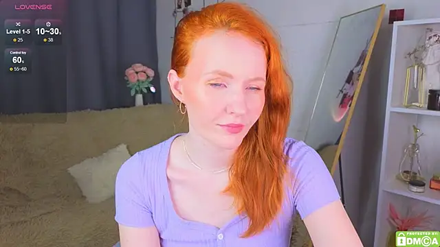 JoyceJones online show from September 23, 2025, 7:10 pm