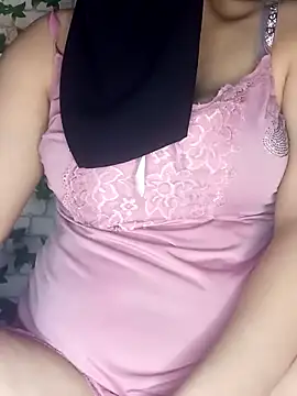 yaraa49 online show from February 15, 2026, 6:47 am