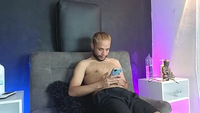 Sexe Sauvage AD online show from April 20, 2026, 8:10 pm