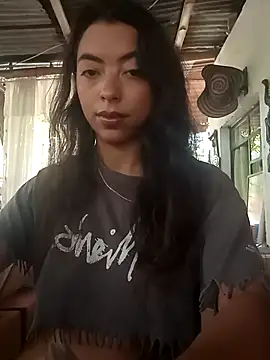 Snapshot of kendraof chatting on February 18, 2026, 4:47 pm kendraof online show from February 18, 2026, 4:47 pm