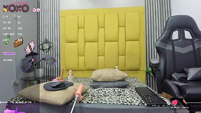 bryonycutee online show from October 21, 2025, 12:59 pm