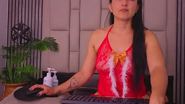 bryonycutee online show from April 22, 2026, 12:56 pm