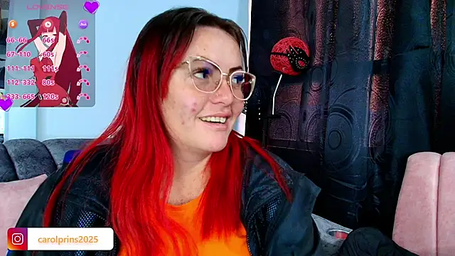 Snapshot of carolinhe_ chatting on September 18, 2025, 7:39 pm carolinhe online show from September 18, 2025, 7:39 pm