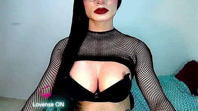couple vzl online show from August 7, 2026, 7:14 am