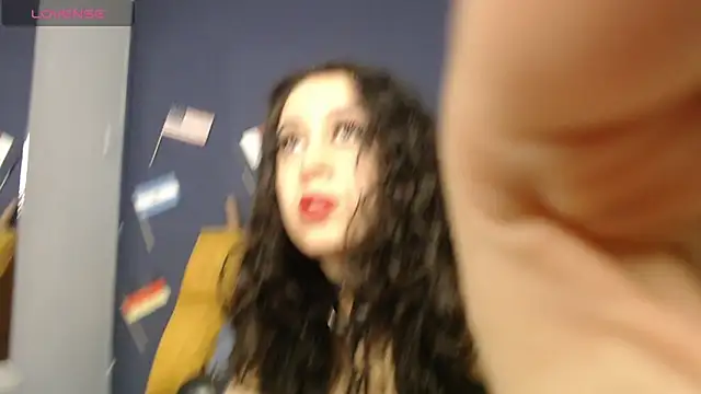 Snapshot of KendraaSimons chatting on June 16, 2026, 8:20 pm KendraaSimons online show from June 16, 2026, 8:20 pm