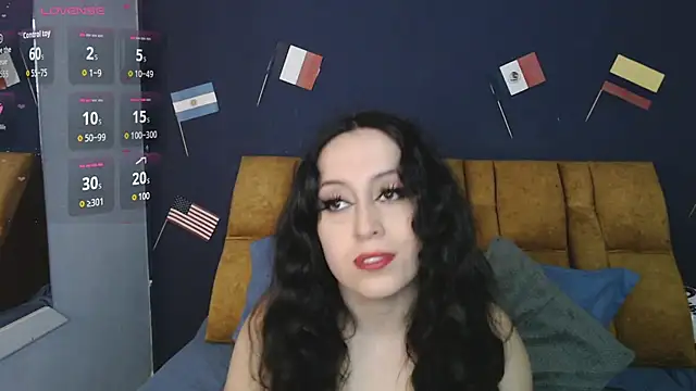 KendraaSimons online show from July 6, 2026, 8:44 pm