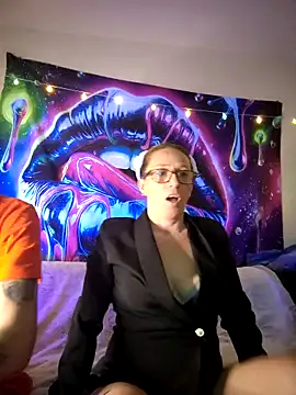 Snapshot of we_are_fucking_serious chatting on March 6, 2026, 3:01 am we are fucking serious online show from March 6, 2026, 3:01 am