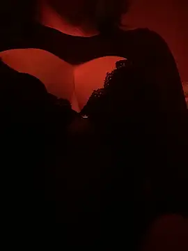 loveloly  online show from June 15, 2026, 3:29 am