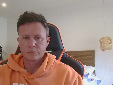 TroyDieselXXX online show from November 3, 2025, 6:29 am