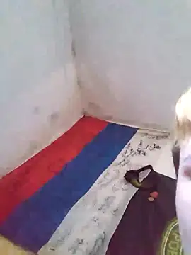 MoonIrene online show from September 23, 2025, 4:52 am