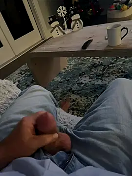 cyclone1212 online show from December 17, 2025, 5:07 pm