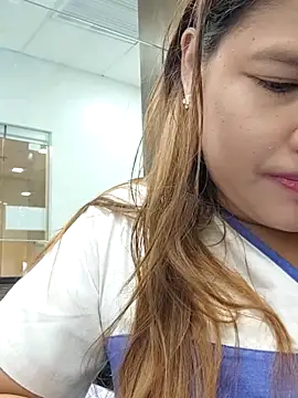 Sweetheart Claire online show from April 27, 2026, 2:42 am