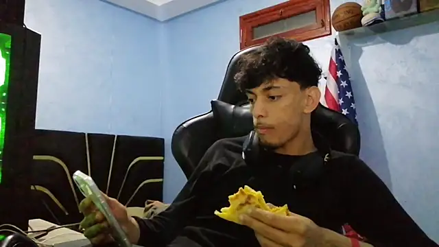 Dark DesireX online show from February 19, 2026, 9:34 pm