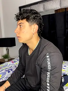 MR MUSCLE online show from November 12, 2025, 11:47 am