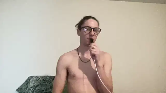 longdickelijah online show from November 12, 2025, 10:52 am